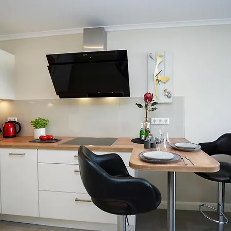 Friedrichstrasse Apartman *